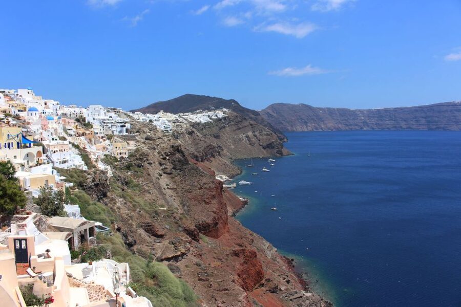 1-Day Boat Trip: Santorini Volcano, Thirassia & Oia Sunset - What to pack and how to avoid turning the day into misery