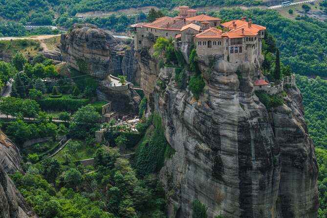 2-Day Delphi and Meteora Tour from Athens - Getting Around Comfortably: Bus Time, Luggage, and Hearing the Guide