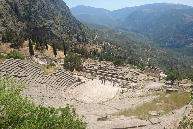 4-Day Classical Greece Tour: Epidaurus, Mycenae, Olympia, Delphi, Meteora - Day 4: Meteora monasteries, the Leonidas Monument, then back to Athens