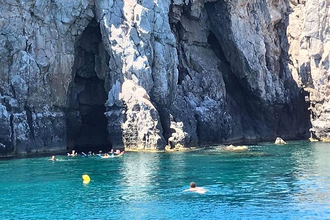 4 Hour Beach Tour with Meal and Unlimited Drinks in Rhodes - The Food and Drinks Aboard: Simple, Plenty, and Generally Loved