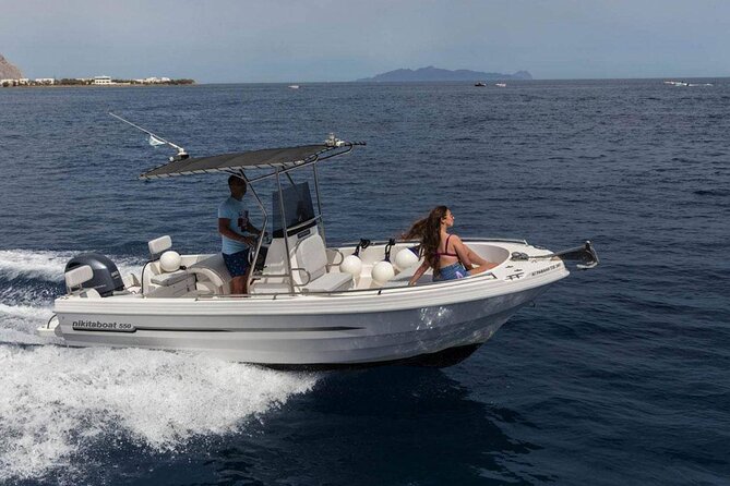 5 Hours Boat Rental in Santorini - 5 things you should know before you rent a Santorini boat