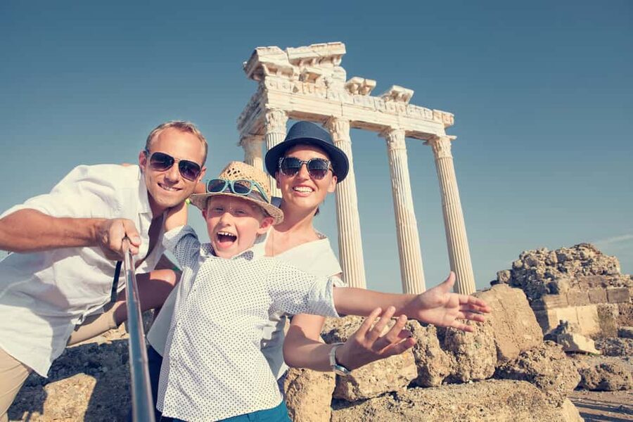 Acropolis and Parthenon: Guided Tour in Italian with Skip-the-Line Ticket - Acropolis tour value: why the 2 hours matter