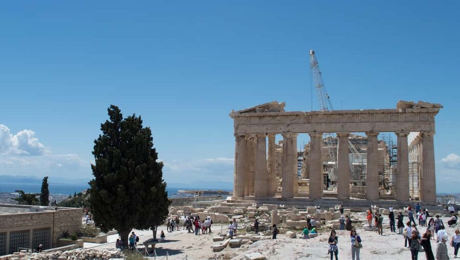 Acropolis and Parthenon: Guided Tour in Italian with Skip-the-Line Ticket - South side route: from Theatre of Dionysus to Propylaea views
