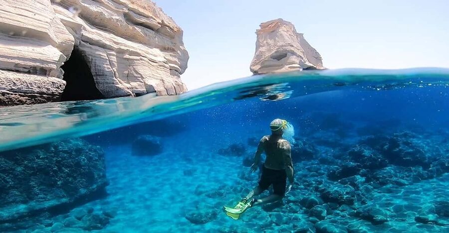 Adamantas: Full-Day Milos & Poliegos Boat Tour with Meals - Sarakiniko’s volcanic rocks: where the photos and swimming feel connected