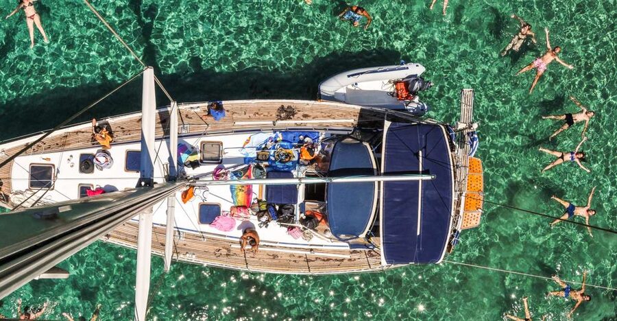 Adamas: Milos & Polyaigos Full-Day Sailboat Tour with Lunch - From Adamas to Polyaigos: why this route is a big deal