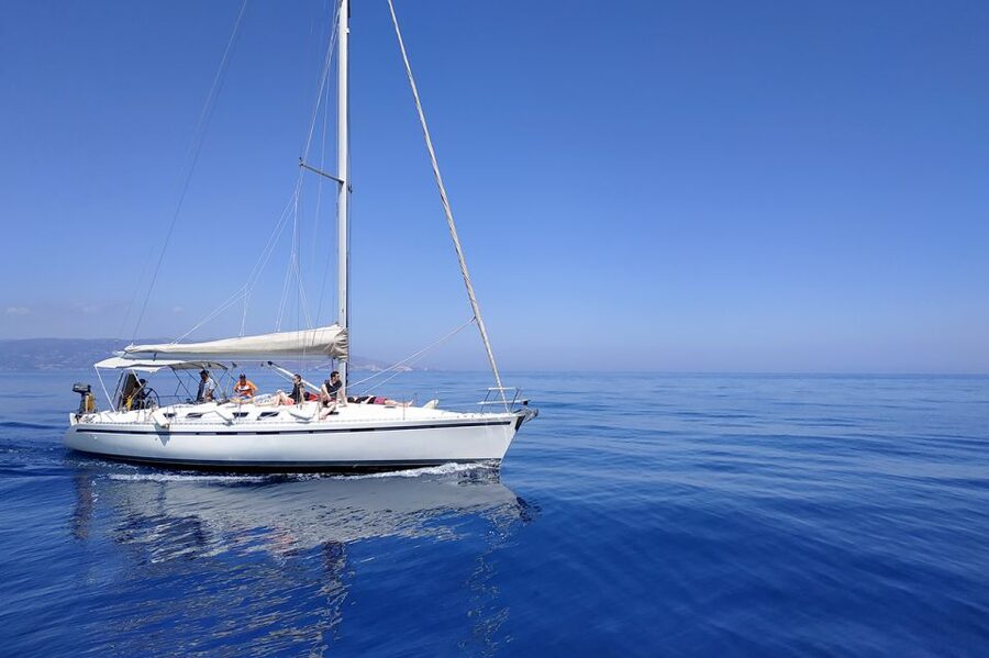 Agia Galini: South Crete Sailing Trip with Optional Lunch - Who should book this sailing trip, and who should pass