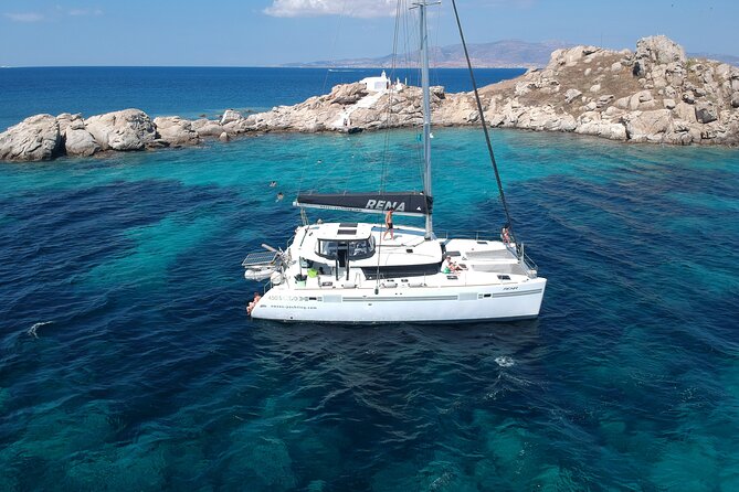 All-Inclusive Catamaran Day Cruise - Crew style and safety: why this feels relaxed