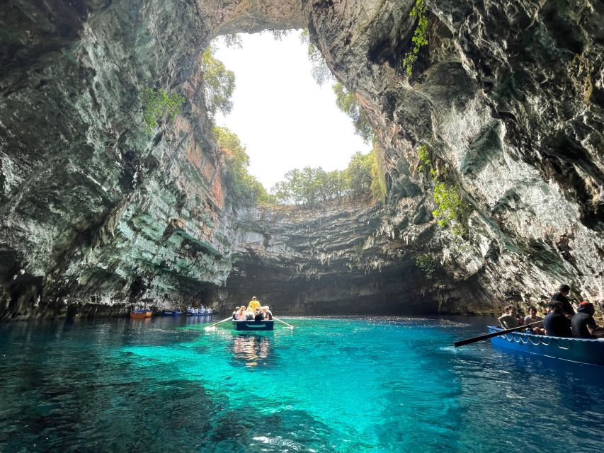 Argostoli: Melissani Lake, Drogarati Cave, and Myrtos Beach - The guide makes a difference, especially on a tight schedule