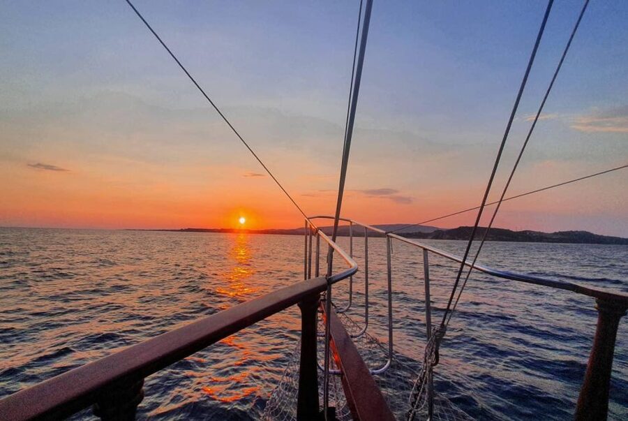 Argostoli: Sunset Cruise with Swim Stops, Dinner, and Wine - Snorkeling Masks, Paddle Boards, and Dinghy Transfers: Included Gear That Changes the Mood
