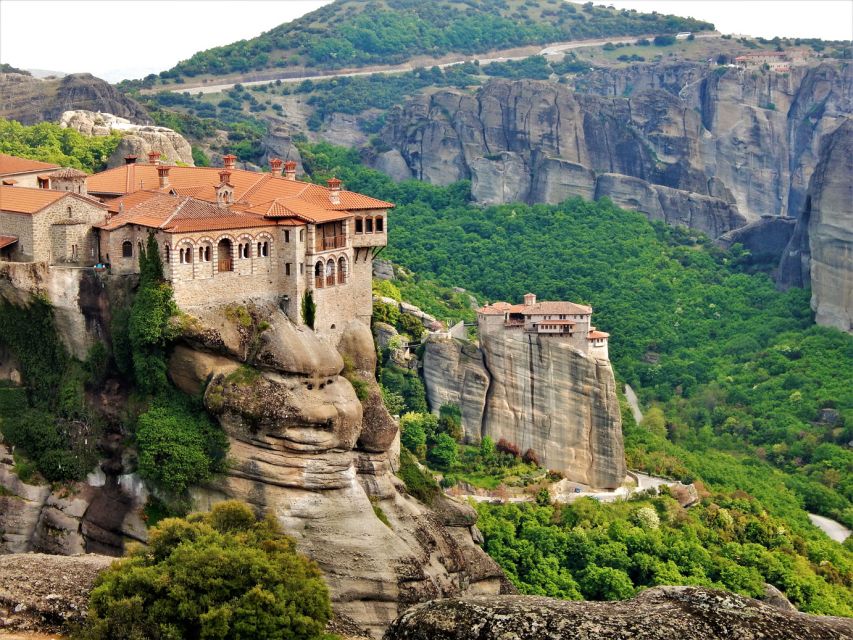 Athens: 2 Days in Meteora with 2 Guided Tours and Hotel Stay - Kalabaka as your home base: breakfast, then out to the rocks