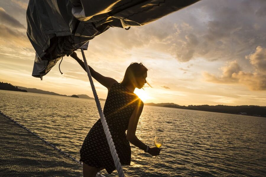 Athens: 3-Hour Sunset Cruise with Swim Stop, Snacks & Drinks - Should You Book This Athens Riviera Sunset Cruise?