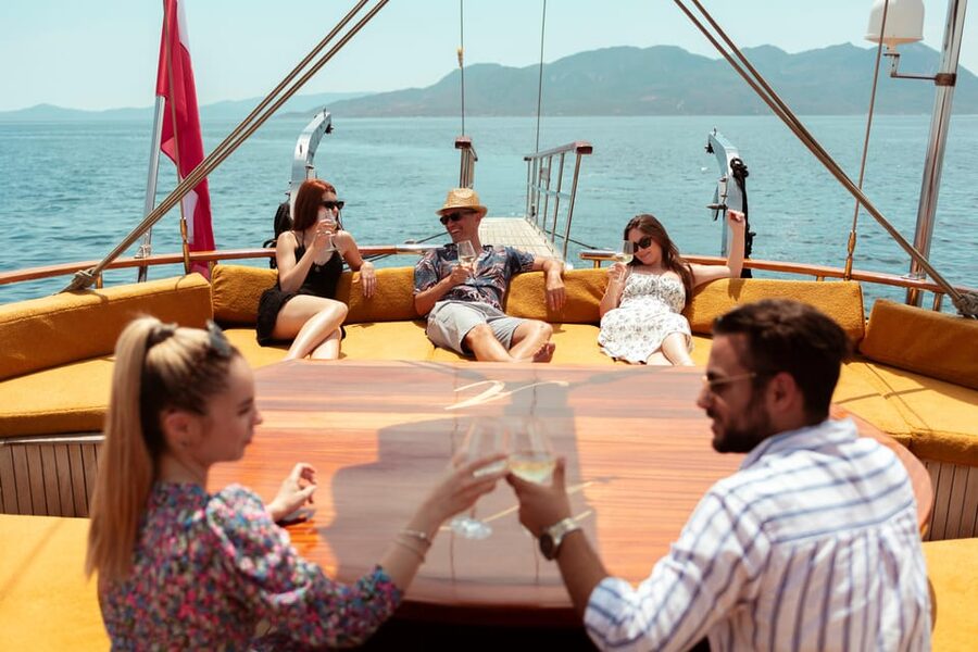Athens: Agistri, Metopi & Aegina Cruise with Meals & Drinks - The return sail and the Saronic Gulf views