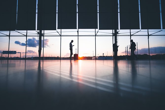 Athens AirPort To Athens Hotels Luxury Private Transfer Service - Group Size, Vehicle Type, and Luggage Rules That Keep It Simple