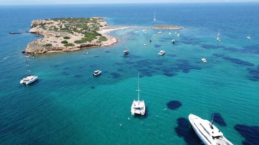 Athens: Catamaran Cruise with Fresh Lunch and Wine - Getting to Pier 6 and what happens before you leave Alimos Marina