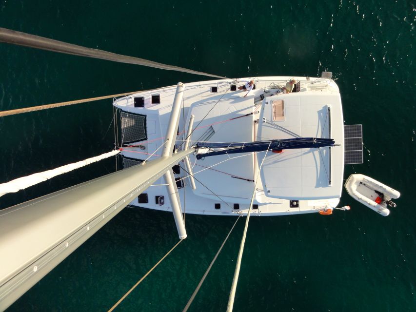 Athens: Catamaran Cruise with Fresh Lunch and Wine - Voula and the onboard meal: where the cruise becomes a real lunch break