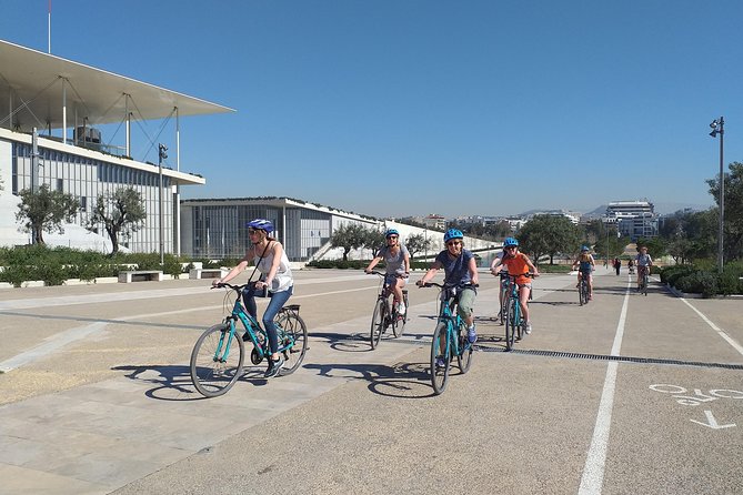 Athens City and Sea bike tour - Alimos and swimming time: how the beach stop works in real life