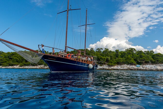 Athens Day Cruise: 3 Islands Tour in the Saronic Gulf with Lunch - Swimming and Snorkeling Reality Check: How to Maximize Your Water Time