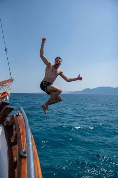 Athens Day Cruise: Agistri, Moni & Aegina + Lunch & Drinks