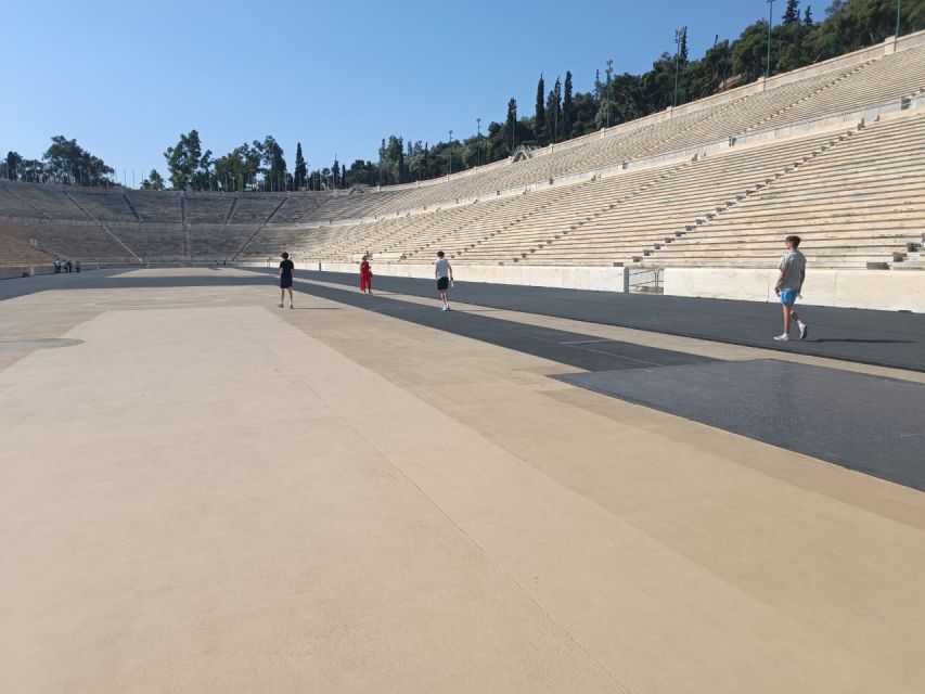 Athens Full-Day Private Sightseeing Trip - Plaka lunch and Monastiraki wandering without losing your day
