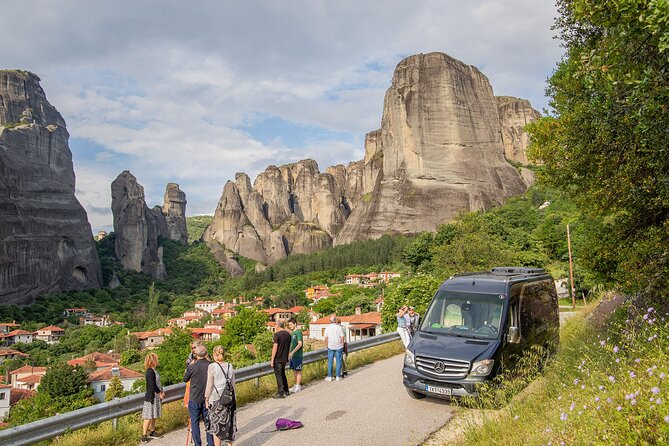Athens: Meteora Monasteries, Caves & Coastal Stopovers with Lunch - Agios Stefanos: The Accessible Bridge, The Real-Time Climb