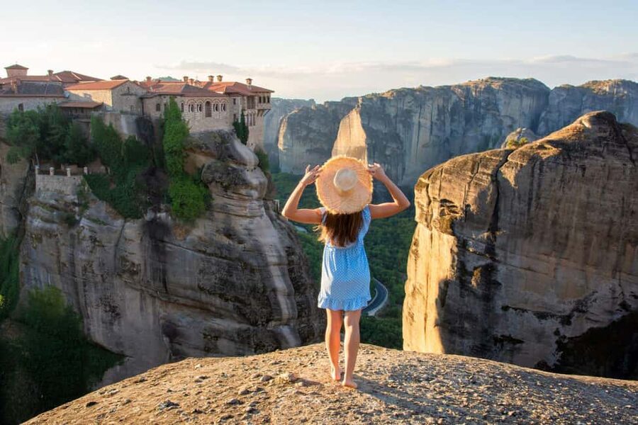 Athens: Meteora Monasteries, Hermit Caves & Seaside Escapes - Athens to Meteora, the long ride that makes the arrival work