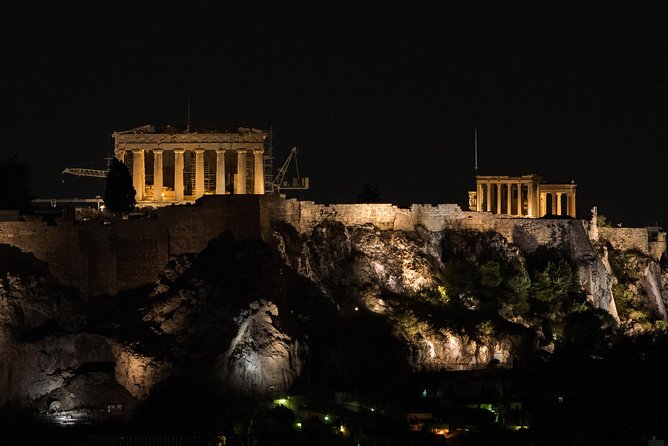 Athens Night Sightseeing Tour with Greek Dinner Show - How long you’ll be out: balancing the coach drive with dinner time