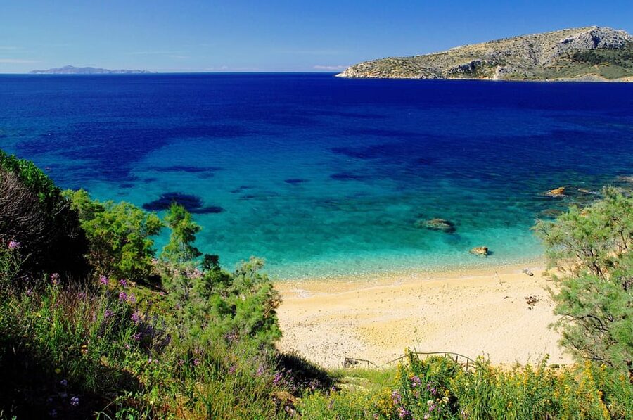 Athens Riviera: Poseidon Temple & Lake Vouliagmeni Day Tour - Lunch, snacks, and small comfort touches that matter
