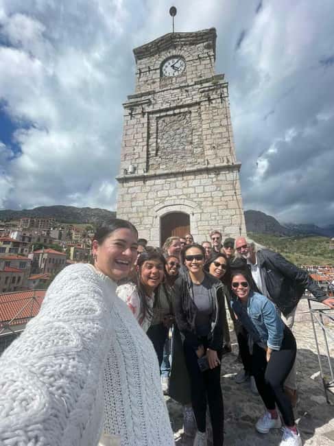 Athens: Small-Group Day Trip Tour to Delphi - Temple Details and the Athena Pronaia Stop: What to Expect