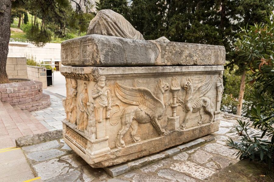 Athens: Small-Group Day Trip Tour to Delphi - Delphi Archaeological Site: Where the Oracle Story Becomes Physical