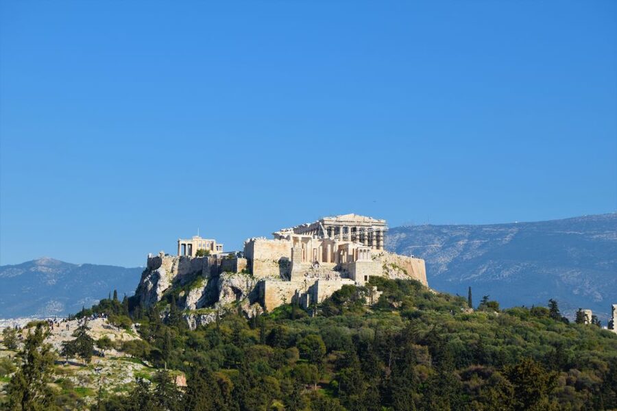Athens: The Acropolis Guided Walking Tour in Dutch - Parthenon area: guided views, then your own photo time