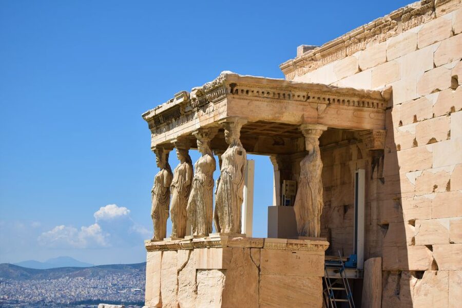 Athens: The Acropolis Guided Walking Tour in Dutch - First step: getting oriented at Acropoli metro