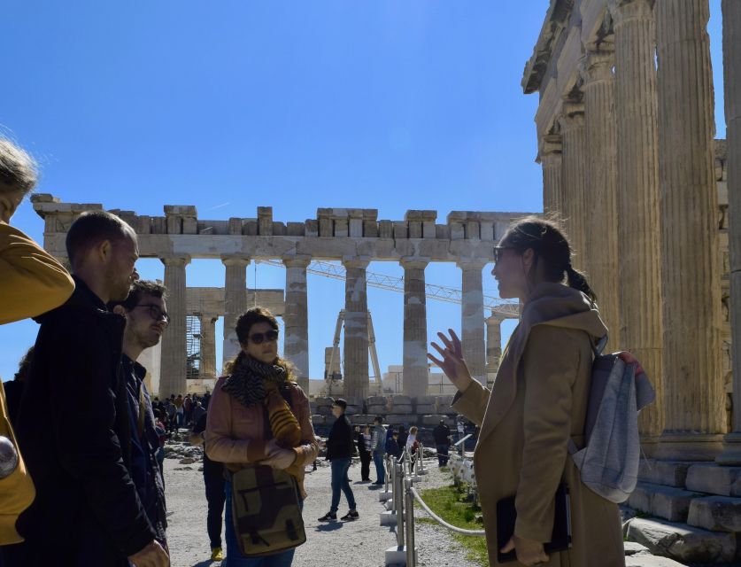 Athens: The Acropolis Guided Walking Tour in Dutch - Walking the hill smart: what 1.5 hours feels like