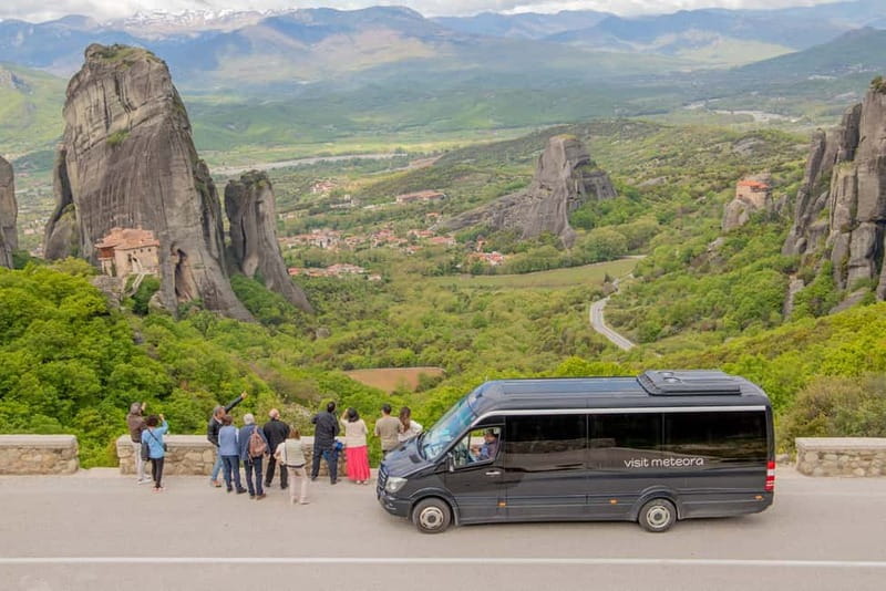 Athens to Meteora: Monasteries, Caves & Seaside Stopovers - Sunset by the Sea in Kamena Vourla: The Day’s Best Reset Moment