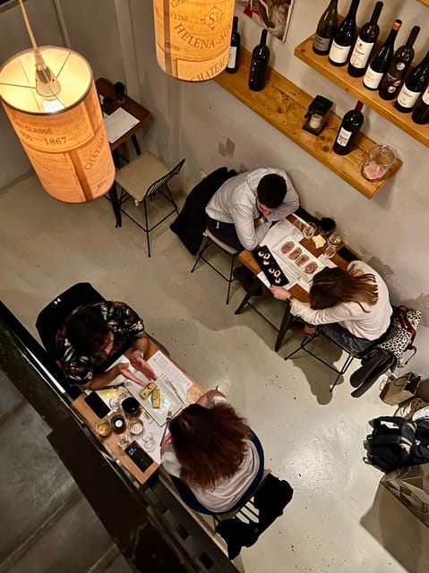 Athens: Wine O'Clock Tasting! - A two-hour Athens break that actually feels like a lesson