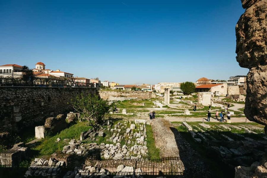 Athens: Women in Ancient Greece - The Gate of Athena Archegetis: myth as a social clue