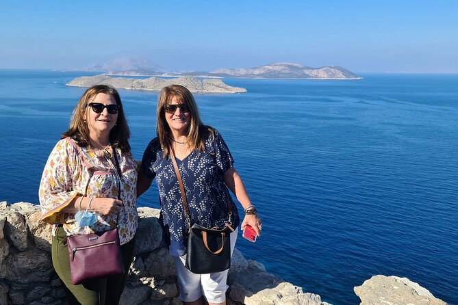 Best Corfu Tour with Boat Trip & Old Town for Cruise Passengers - Old Town Corfu in 60 Minutes: Venetian Stones and Cobblestone Navigation