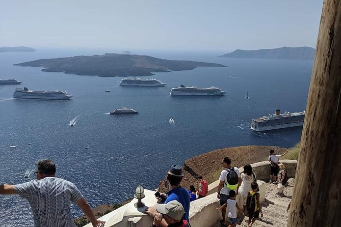 Best of Santorini Highlights Private 5 Hours Tour - Megalochori’s Old Village Charm and Courtyard Homes