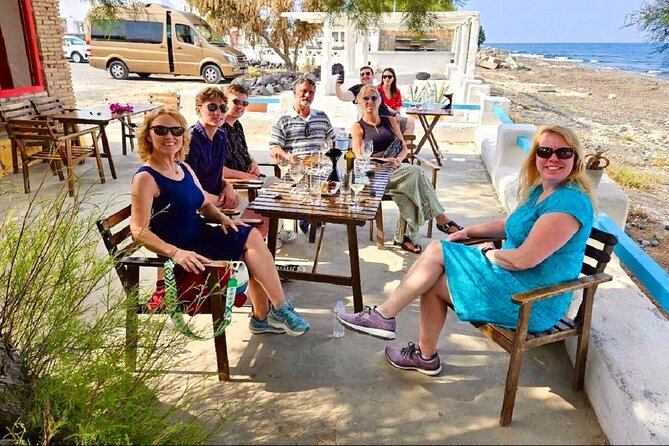 Best of Santorini Sightseeing Guided Tour 5h - Megalochori: traditional streets and a calmer kind of Santorini