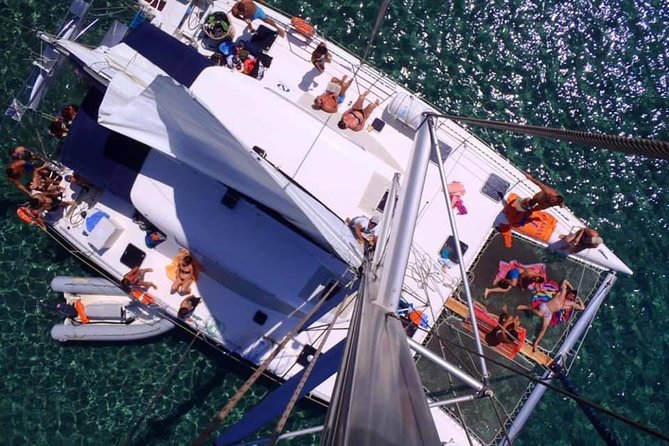 Catamaran Full Day Cruise: Poliegos - Kleftiko - Poliegos and Kleftiko: why this Milos day feels different