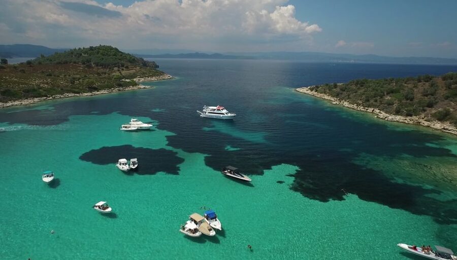 Chalkidiki: Blue Lagoon & Ammouliani Island Cruise & Lunch - Blue Lagoon route on a glass-bottom boat: yellow corals you can actually see