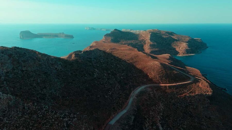 Chania: Balos Lagoon 4x4 Jeep Safari Tour from Kissamos - The real deal: the balance of comfort and effort