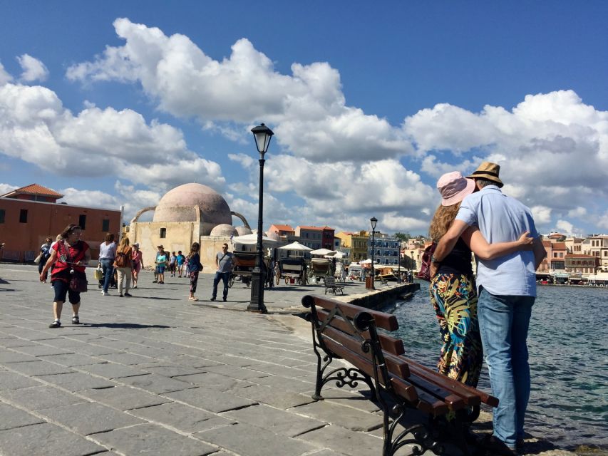Chania: Sightseeing & Tastings Tour - Historic harbor finale: mezedes and raki with a local feel