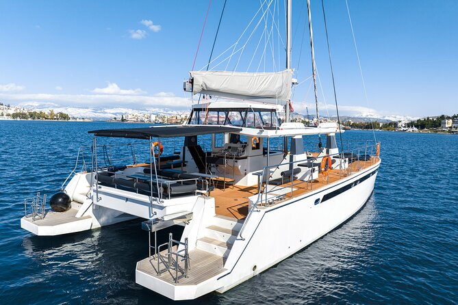 Comfort Max Catamaran Caldera Cruise with BBQ and Drinks - Red and White Beaches plus lunch: when the cruise turns into a meal