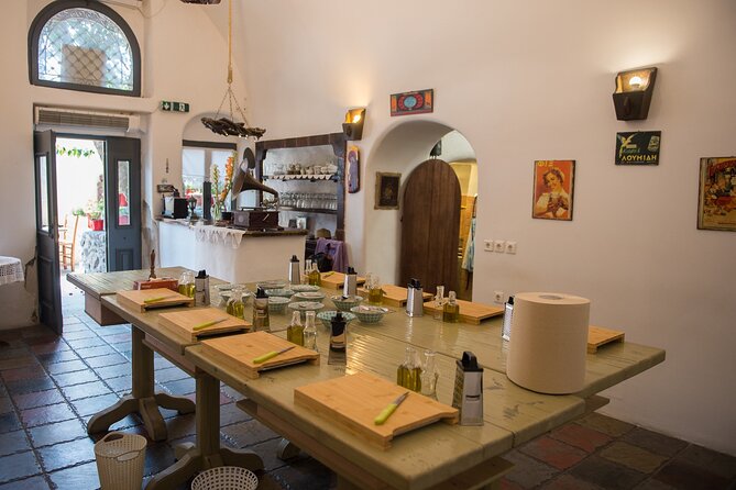 Cooking Class in Traditional cave house in Santorini! - Hosts Alexandra and Eleanor keep the class lively and personal