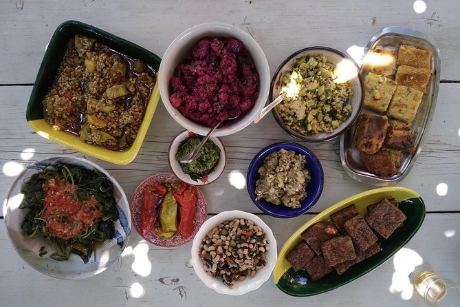 Cooking class, traditional Greek cuisine, on a Greek island - The seven dishes you’ll cook: starters, pie, salad, mains, dessert