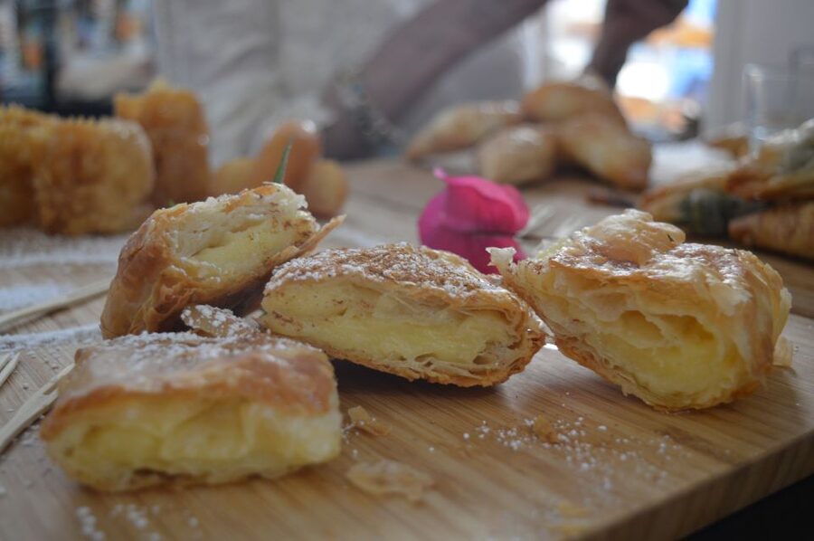 Corfu: Gastronomy Walking Tour - The Old Town Walk Part: Landmarks and Saint Spyridos Timing