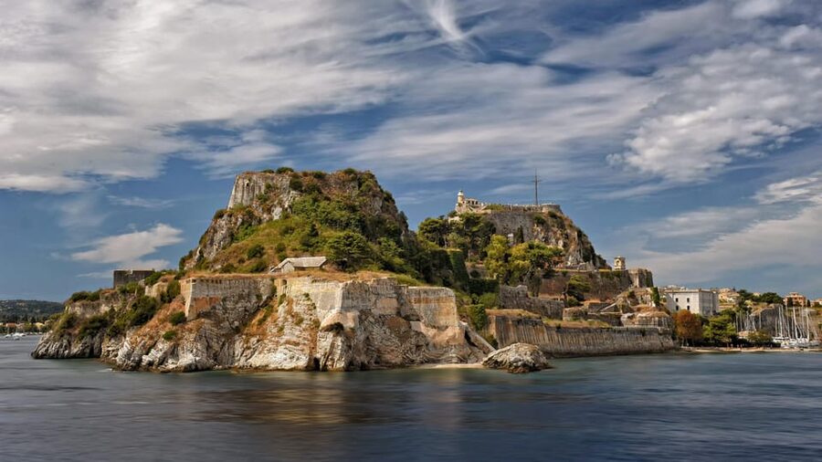 Corfu: Paleokastritsa Beach and Old Town Bus Shore Excursion - Why this Paleokastritsa and Corfu Town pairing is great on a cruise day
