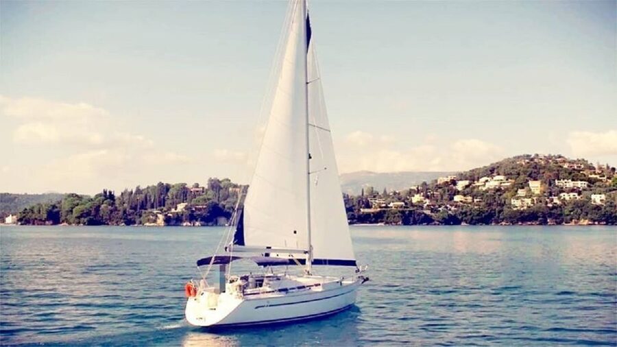 Corfu: Private Yacht Cruise - Lunch and Seaside Food: The Value of Adding One More Hour