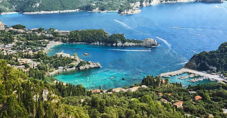 Corfu: Shore & Shared – Palaiokastritsa, Lakones, Kratsalo - Palaiokastritsa in real life: emerald water and easy swimming