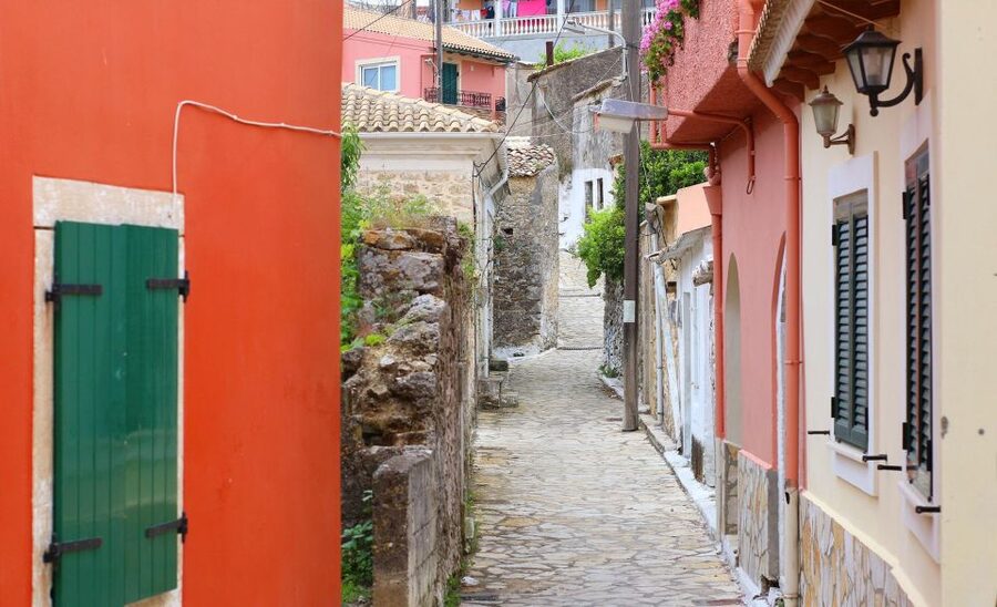 Corfu: Shore & Shared – Palaiokastritsa, Lakones, Kratsalo - The optional boat tour for caves and the Blue Eye